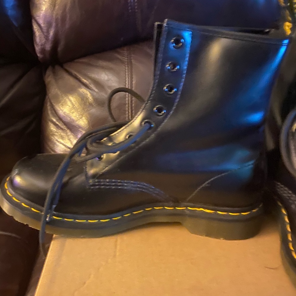 Dr Martens. New. Never worn.